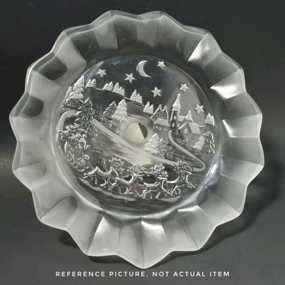 MIKASA Silent Night Christmas Footed Bon Bon Crystal Cake Stand 9-1/2"